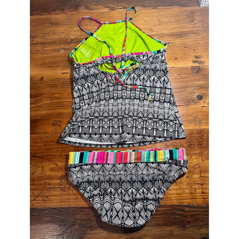 Title Nine Tankini Swimsuit Set Women Medium Multicolor Geometric Stripe 2 Piece - Picture 7 of 10
